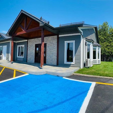 Motel L'Abri Carleton-sur-Mer Экстерьер фото