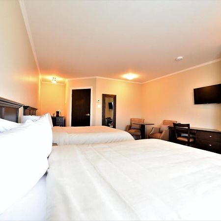 Motel L'Abri Carleton-sur-Mer Экстерьер фото