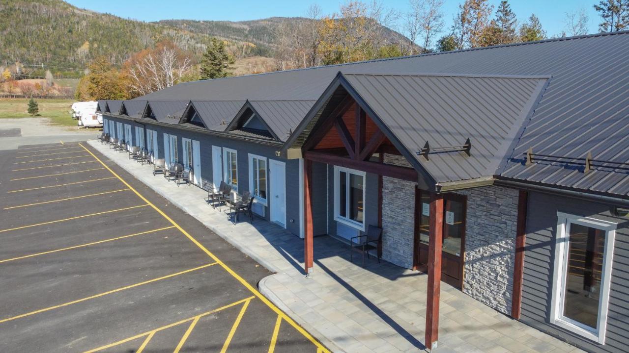 Motel L'Abri Carleton-sur-Mer Экстерьер фото
