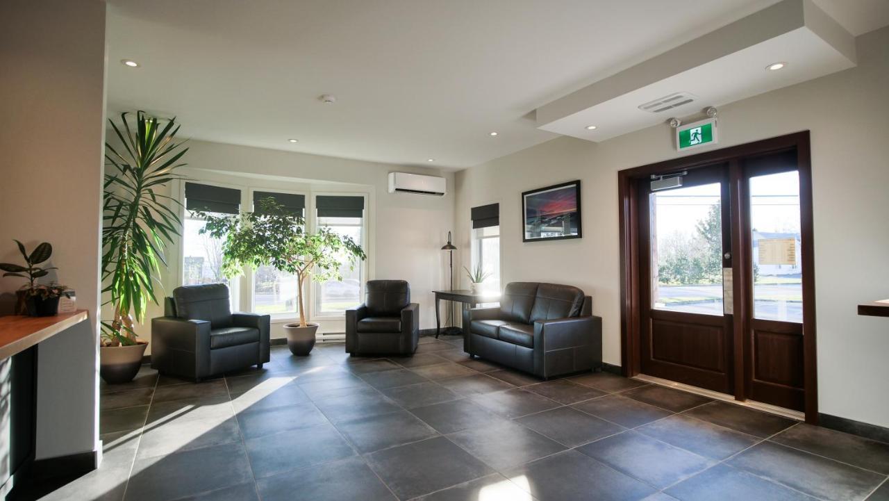 Motel L'Abri Carleton-sur-Mer Экстерьер фото