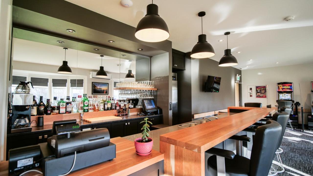 Motel L'Abri Carleton-sur-Mer Экстерьер фото